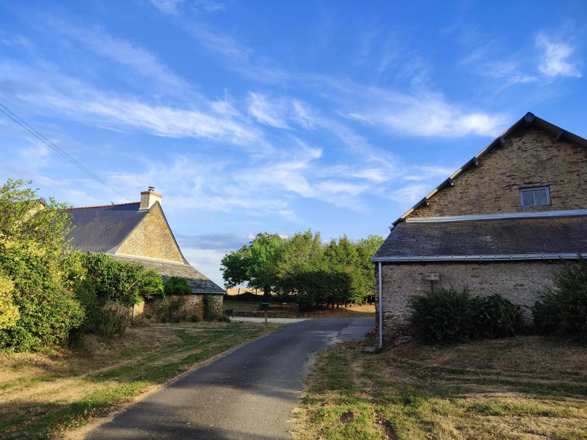 Gite La Paquerie Lägenhet Le Louroux-Béconnais Exteriör bild